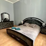 Διαμέρισμα On Hnatiuka With Parking Λβιβ