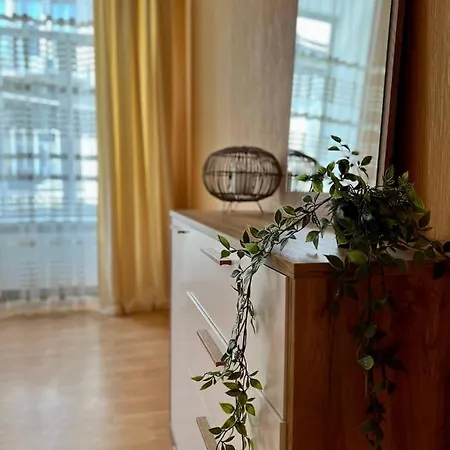 Daire On Hnatiuka With Parking Lviv