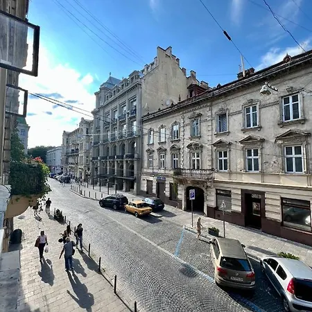 On Hnatiuka With Parking * Lviv