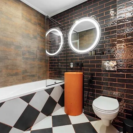 Daire On Hnatiuka With Parking