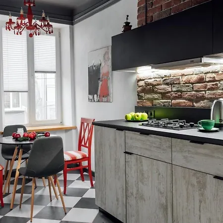 On Hnatiuka With Parking Apartman