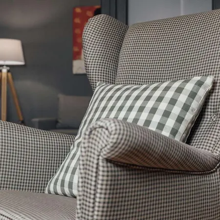 On Hnatiuka With Parking