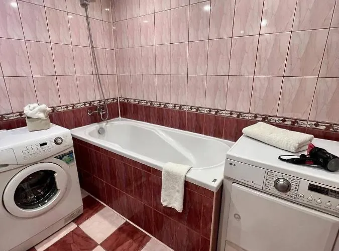 On Hnatiuka With Parking *