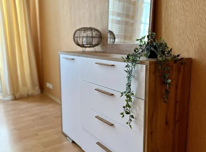 On Hnatiuka With Parking Apartman