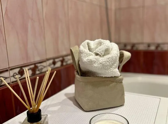 On Hnatiuka With Parking *