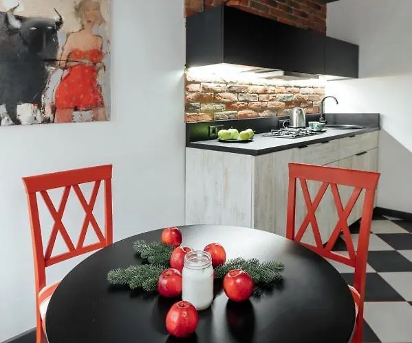 Apartament On Hnatiuka With Parking *